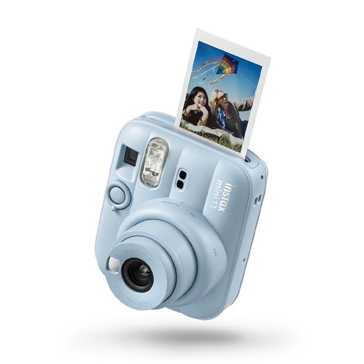 Fujifilm-Instax-Mini-13-bla_1782820655_6a43af2f85960.jpg Fujifilm Instax Mini 13, blå - Bilde 1