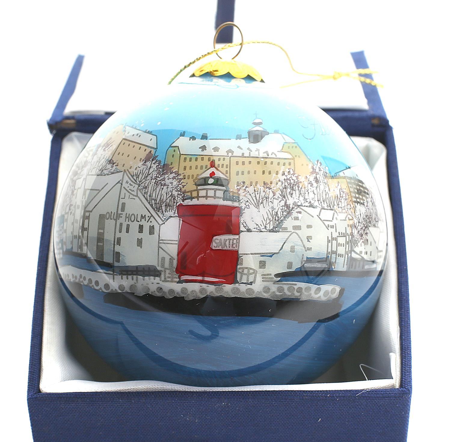 Handmalt-julekule-Molja_1762951187_69148013764d7.jpg Håndmalt julekule Molja - Bilde 1